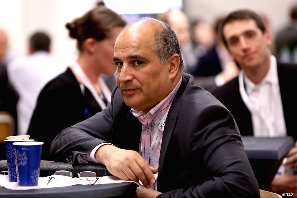 Portrait de Pietro Bongiovanni - MCA Concept © Gio Dis # blogueur suisse # média suisse