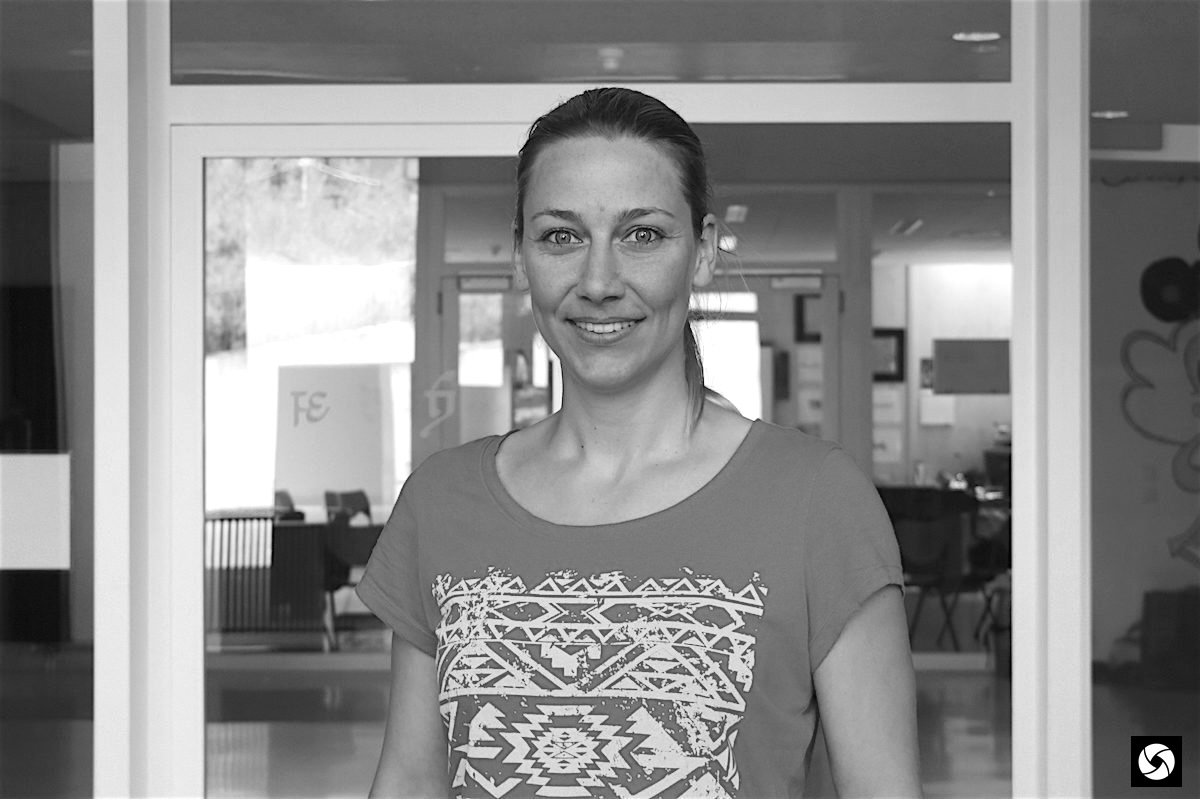 RubixComm - Roxane de Donnea © Gio Dis • photographe • vidéaste • webmaster blogueur • Lausanne • Suisse